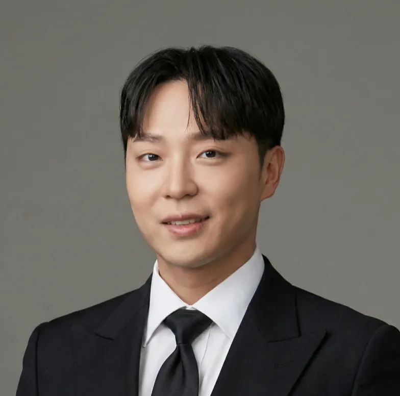 Portrait of Haokang Wei, M.D.